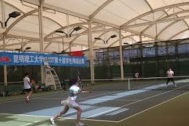 1994年乔丹第一次退役前罕见的在芝加哥一家健身房打野球